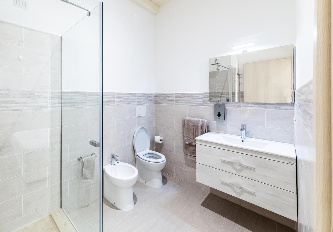 La Promenade Rooms & Suites Olbia Exterior photo